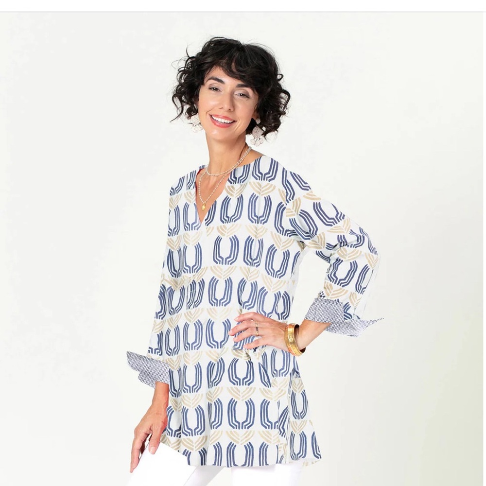 NWT - BluThreads cotton Tunic Top - small